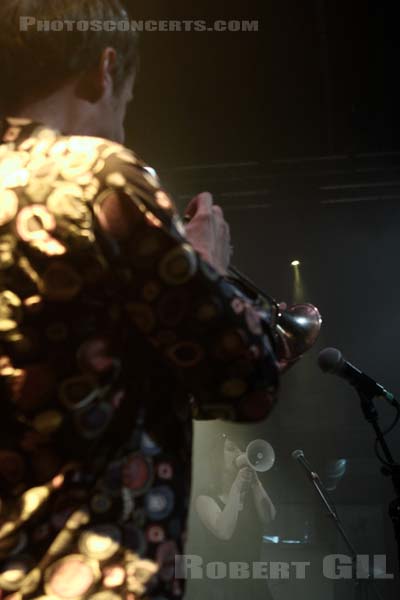 CLEO T. - 2011-12-16 - PARIS - La Fleche d'Or - 